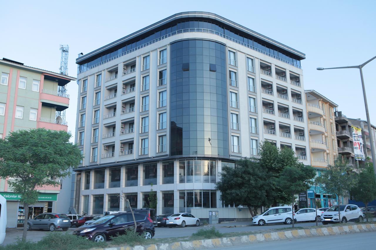 Mus Grand Hotel Exteriör bild